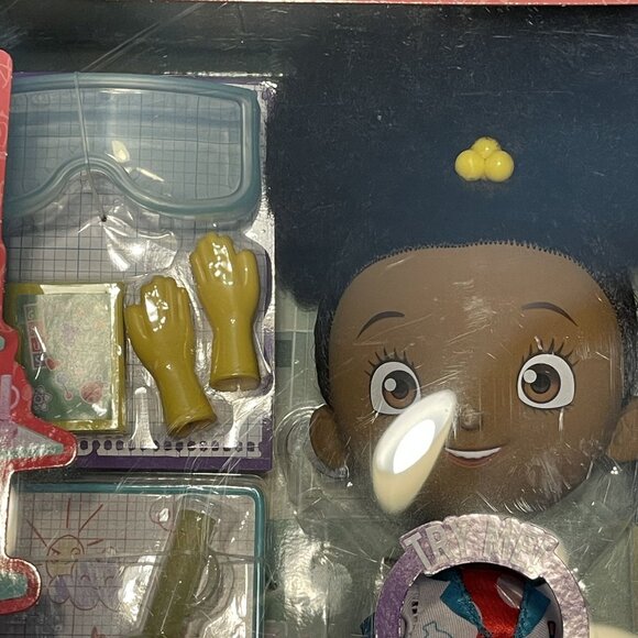 Ada Twist Scientist Lab Doll With 2 In 1 Drawing Board To Desk Science Stem Toy - Picture 11 of 16